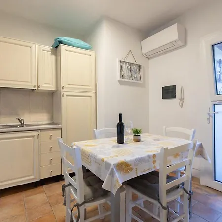 Sibilla House 2 * Olbia